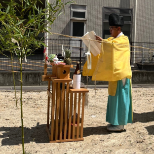 新築前に知っておきたい！地鎮祭の意味と“省略する”という選択肢 アイキャッチ画像