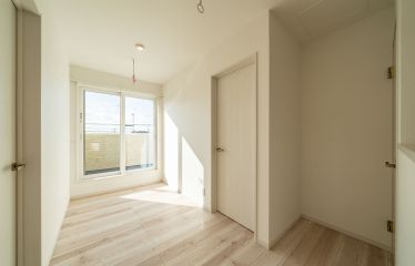 2階ホールには室内干しスペース