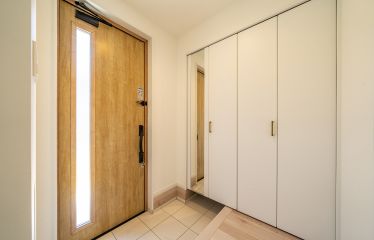 玄関にはひろびろ土間収納