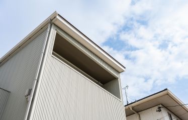 インナーバルコニーで外観もすっきり。多少の雨でも気にせず外の空気を楽しめる空間です。