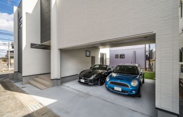 車2台がラクラク駐車できます